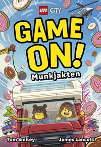 Omslaget till LEGO City Game on! Munkjakten av Tom Smiley